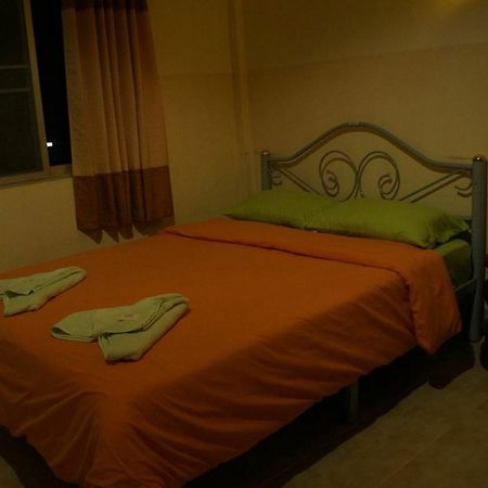 Tanyahouse Hotel Чианг Рай Екстериор снимка
