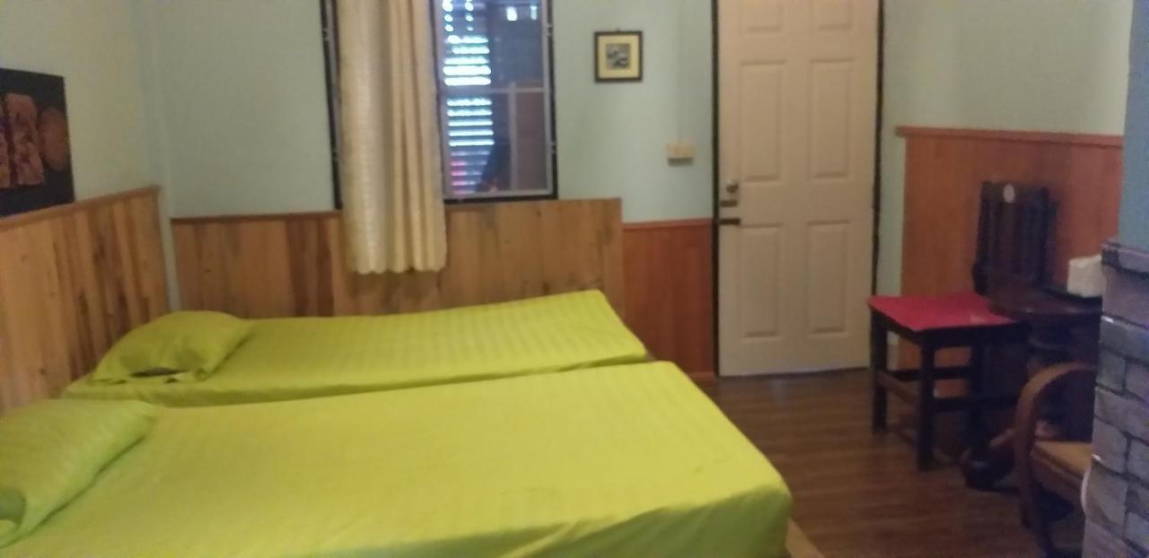 Tanyahouse Hotel Чианг Рай Екстериор снимка