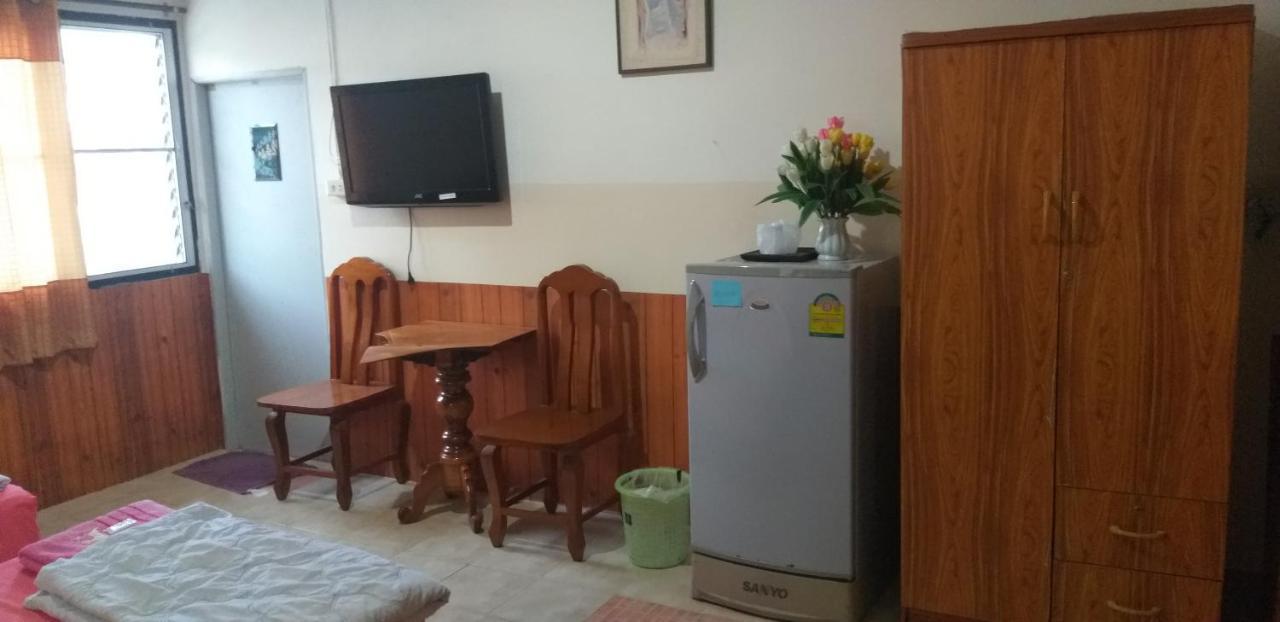 Tanyahouse Hotel Чианг Рай Екстериор снимка